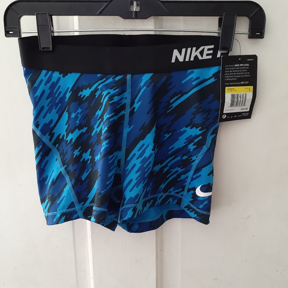 NIKE PRO SHORTS